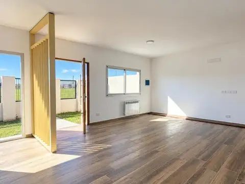 Casa 4 ambientes con 3 baños