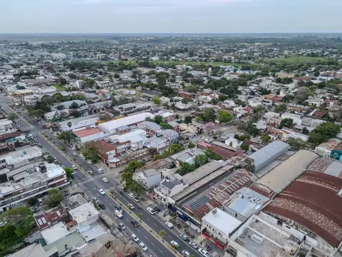 Terreno de 522 m² con galpón a 70 m de Av. 25 de Mayo