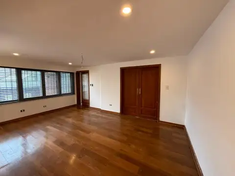 Casa en Alquiler en Martinez, USD 5.100