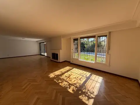Casa en Alquiler de 3 dormitorios
