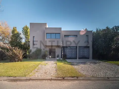 COUNTRY FINCAS DE IRAOLA CASA EN VENTA