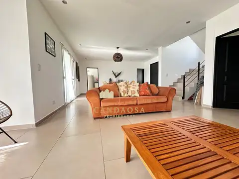 Casa en Venta al Noroeste