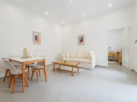 Depto Tipo Casa en Venta al Este