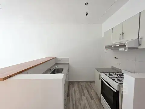 Avenida Argentina al 4400 esquina Intendente Witcomb