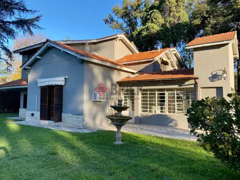 Casa en Venta de 5 dormitorios