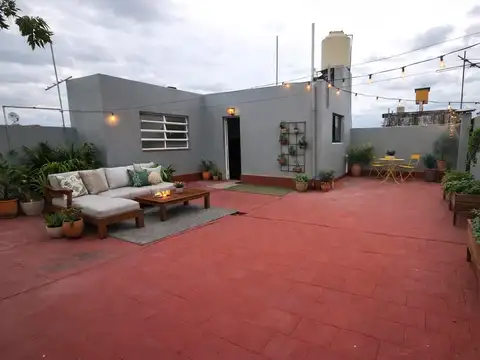 Venta PH 4 amb 1 / por escalera Reciclado a nuevo