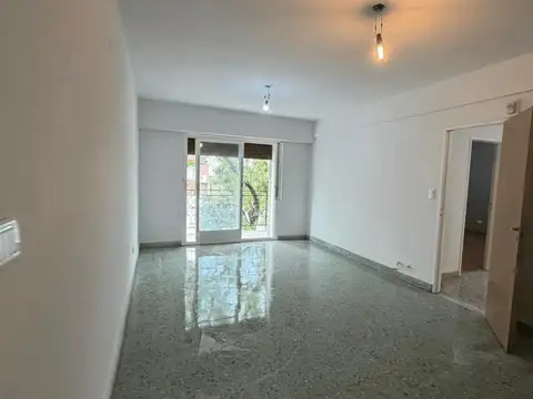 Depto Tipo Casa en Venta en Floresta, USD 182.000