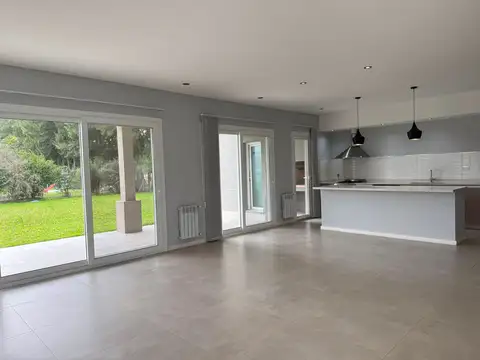 Casa en Venta en Haras Del Sur 2, USD 230.000