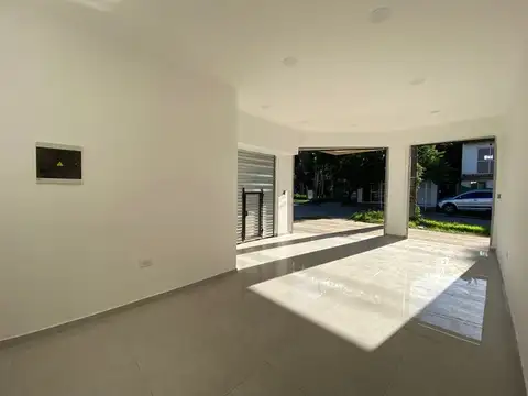 Local en Venta en Paso del Rey, USD 80.000