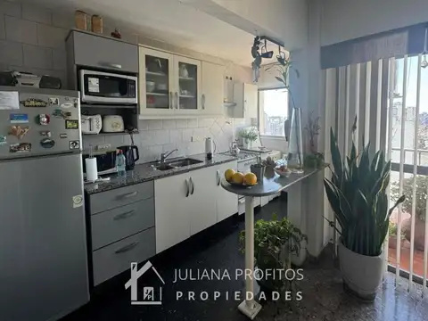 Departamento 4 ambientes con 2 baños