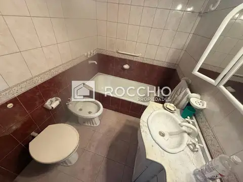 Depto Tipo Casa en Alquiler 40 años