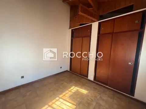Depto Tipo Casa en Alquiler al Sur