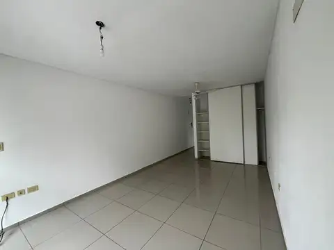 Departamento en Alquiler en La Plata, $ 450.000