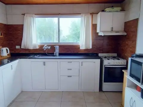 A. Gómez 100