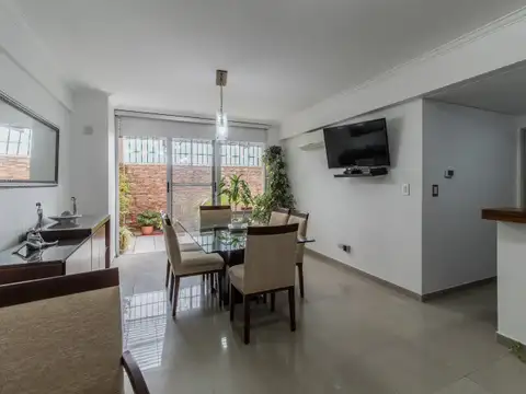 Avenida Riestra 6000 , Piso 1