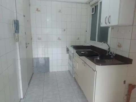 VENTA FLORES NORTE DEPTO 3 AMB C/BCON AL FRENTE