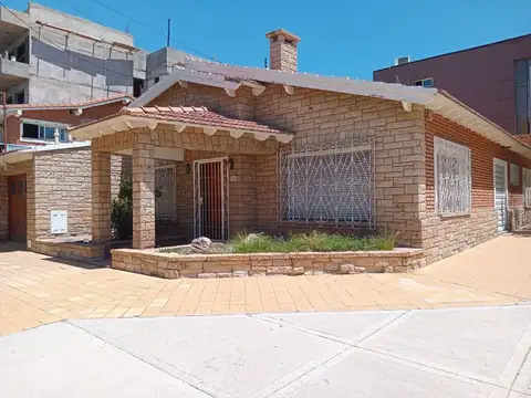 ALQUILER COMERCIAL CASA B BOMBAL 