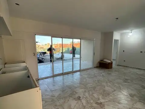 Casa 4 ambientes con 4 baños