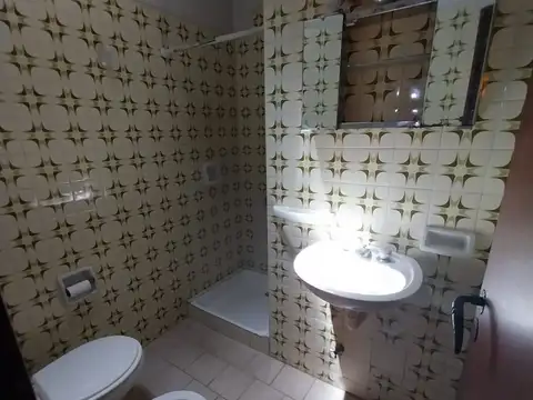 Depto Tipo Casa en Venta con 1 cocheras