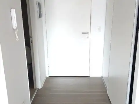 Oficina en Alquiler al Este