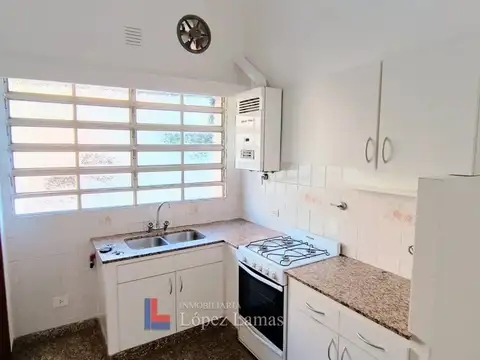 Depto Tipo Casa en Alquiler en Olivos, $ 750.000