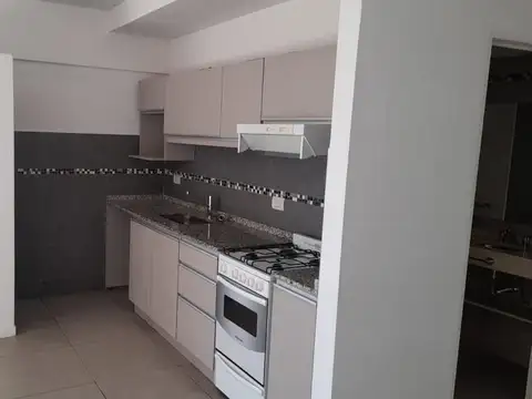 AV. RIVADAVIA 9500, Piso 9