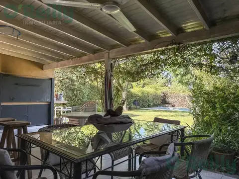 Casa 5 ambientes con 2 baños