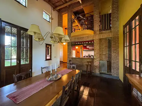 Venta casa de campo con pileta y granero - Manzanares, Pilar