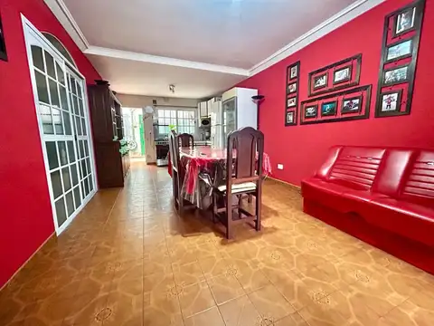 Casa en Venta en Burzaco, USD 57.900