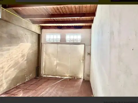 CASA 3 AMB ,GARAGE Y TERRAZA  FRANKLIN 1100,Villa Tesei