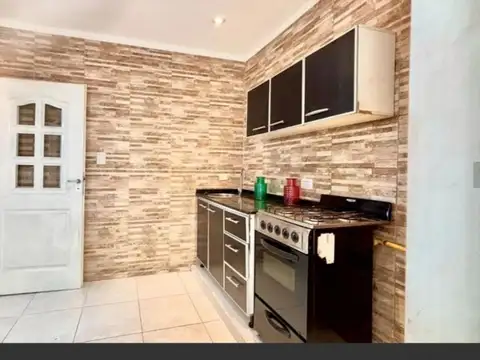 Depto Tipo Casa en Venta con 1 cocheras