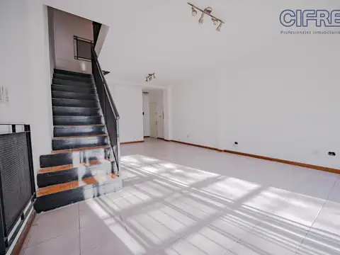 Depto Tipo Casa en Venta de 3 dormitorios