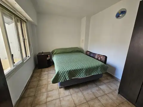Depto Tipo Casa 4 ambientes con 2 baños