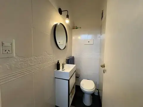 Casa 4 ambientes con 1 baño