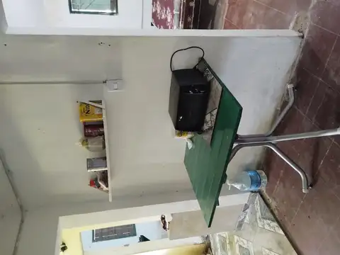 Venta (con derechos posesorios) de pequeño campo mas casa  a 17 km de Colonia Caroya. Los Quebrachos.