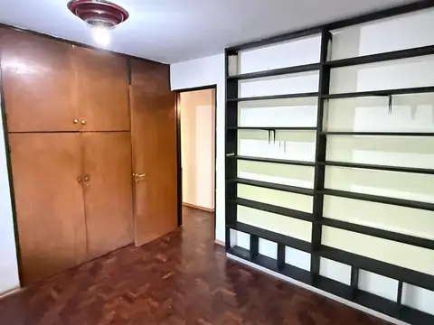 Ideal Estudio/Consultorio: 2 Dorm. A 50m de Patio Olmos