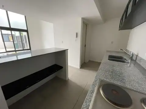 Departamento en Venta en Villa Adelina, USD 198.000