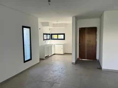 Casa en Venta en Pilar del Este - Santa Lucia, USD 165.000