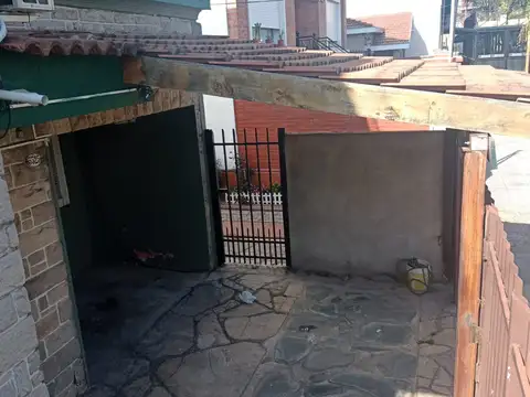 Gaucho Cruz 5500, Piso PB