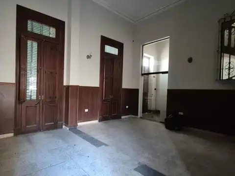 Casa en Alquiler en Zona Centro, USD 3.800