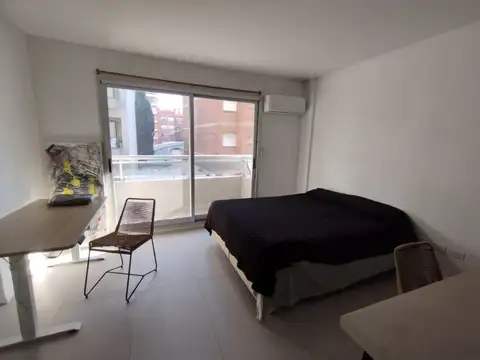 MONOAMBIENTE AMOBLADO Y EQUIPADO