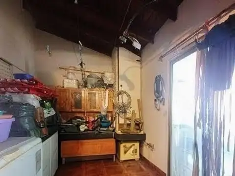 Casa 3 ambientes con 1 baño