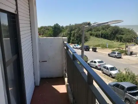 Casa en venta - 2 Dormitorios 1 Baño - 50Mts2 - Mar del Tuyú