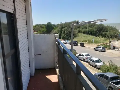 Casa en venta - 2 Dormitorios 1 Baño - 50Mts2 - Mar del Tuyú