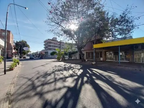 VENTA LOTE/BLOCK 2 LOCALES Y VIVIENDA - QUILMES