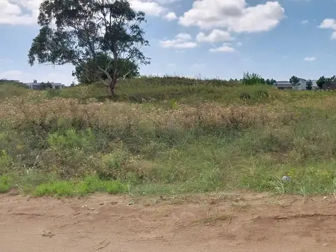 Terreno en Ecuestre - Costa Esmeralda - Venta de lote - entre las canchas de polo