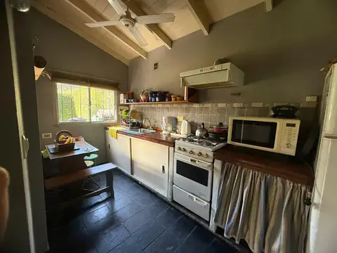 Casa en Venta con 3 cocheras