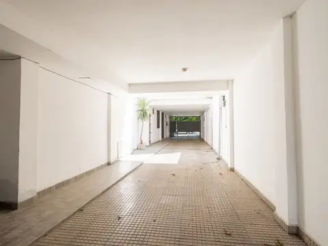 VENTA DEPARTAMENTO 90m2 - A MTS DE FACUNDO ZUVIRÍA