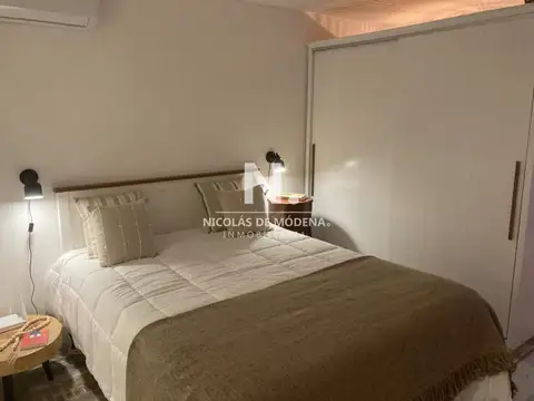 Vende impecable Monoambiente dividido en Mansa, Punta del Este.