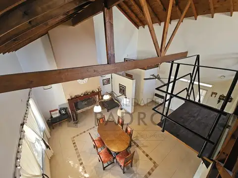 Casa 6 ambientes con 3 baños
